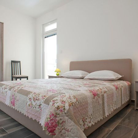 Apartmani Agape Petrovac Exteriör bild