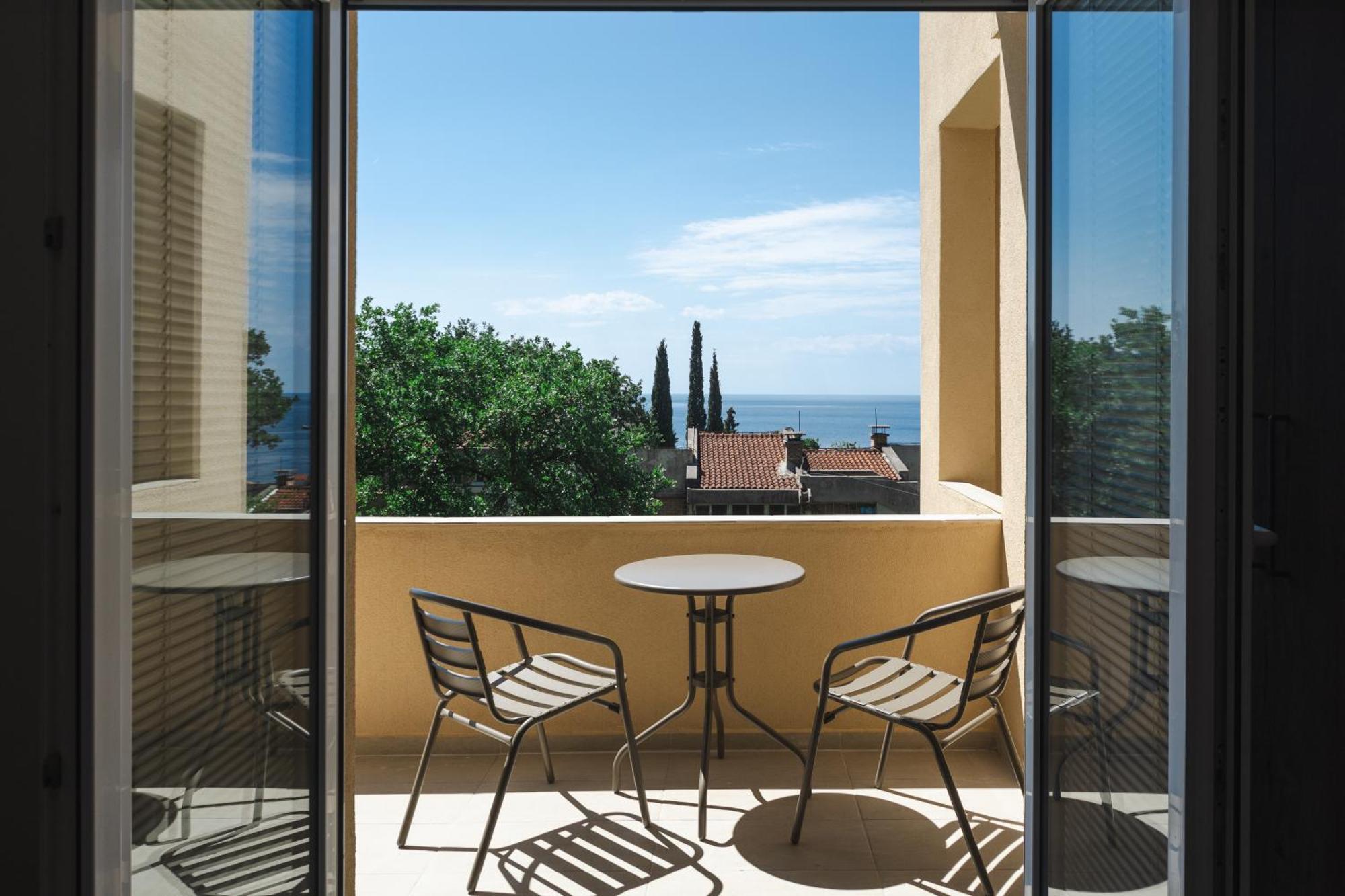 Apartmani Agape Petrovac Exteriör bild
