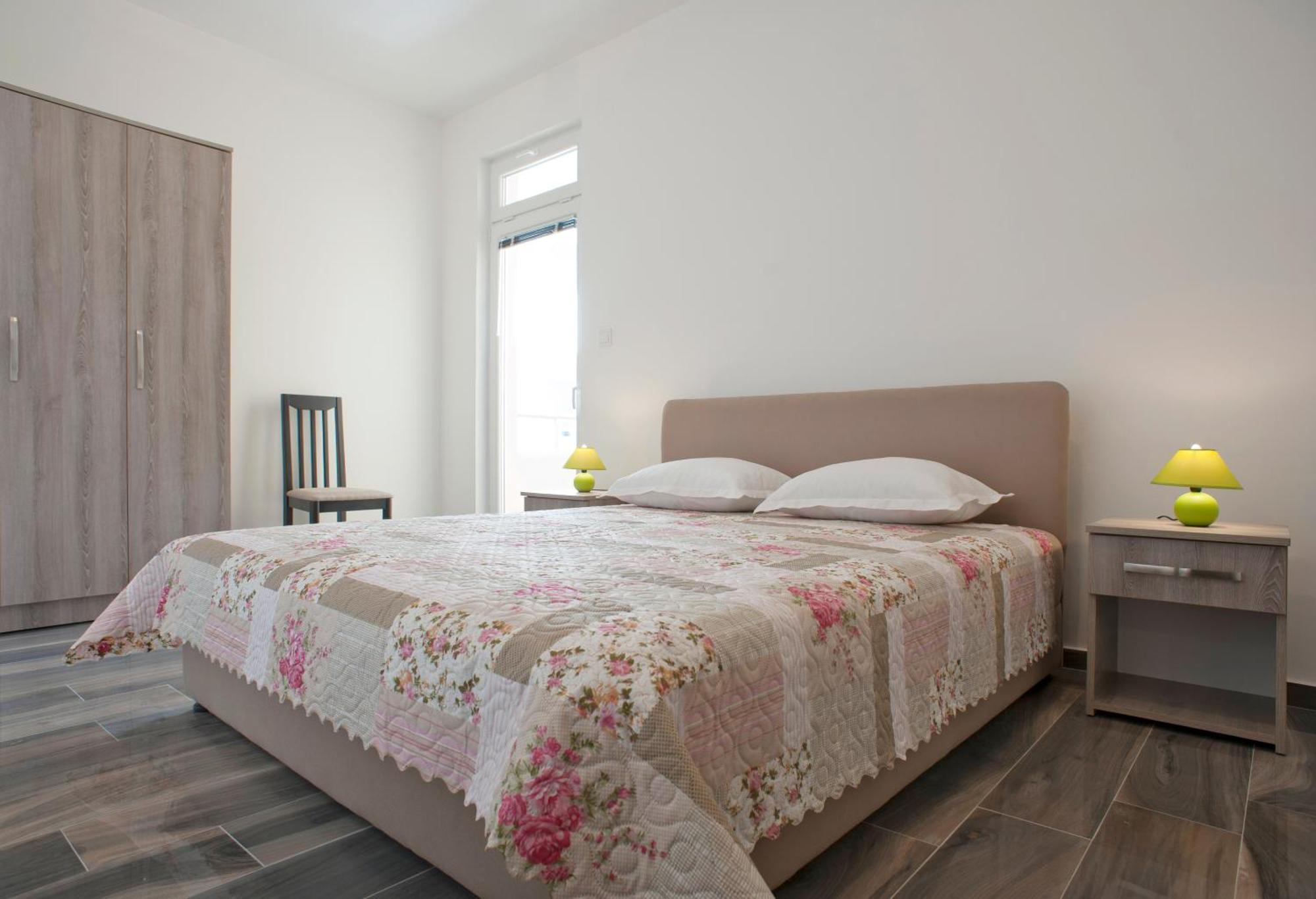 Apartmani Agape Petrovac Exteriör bild