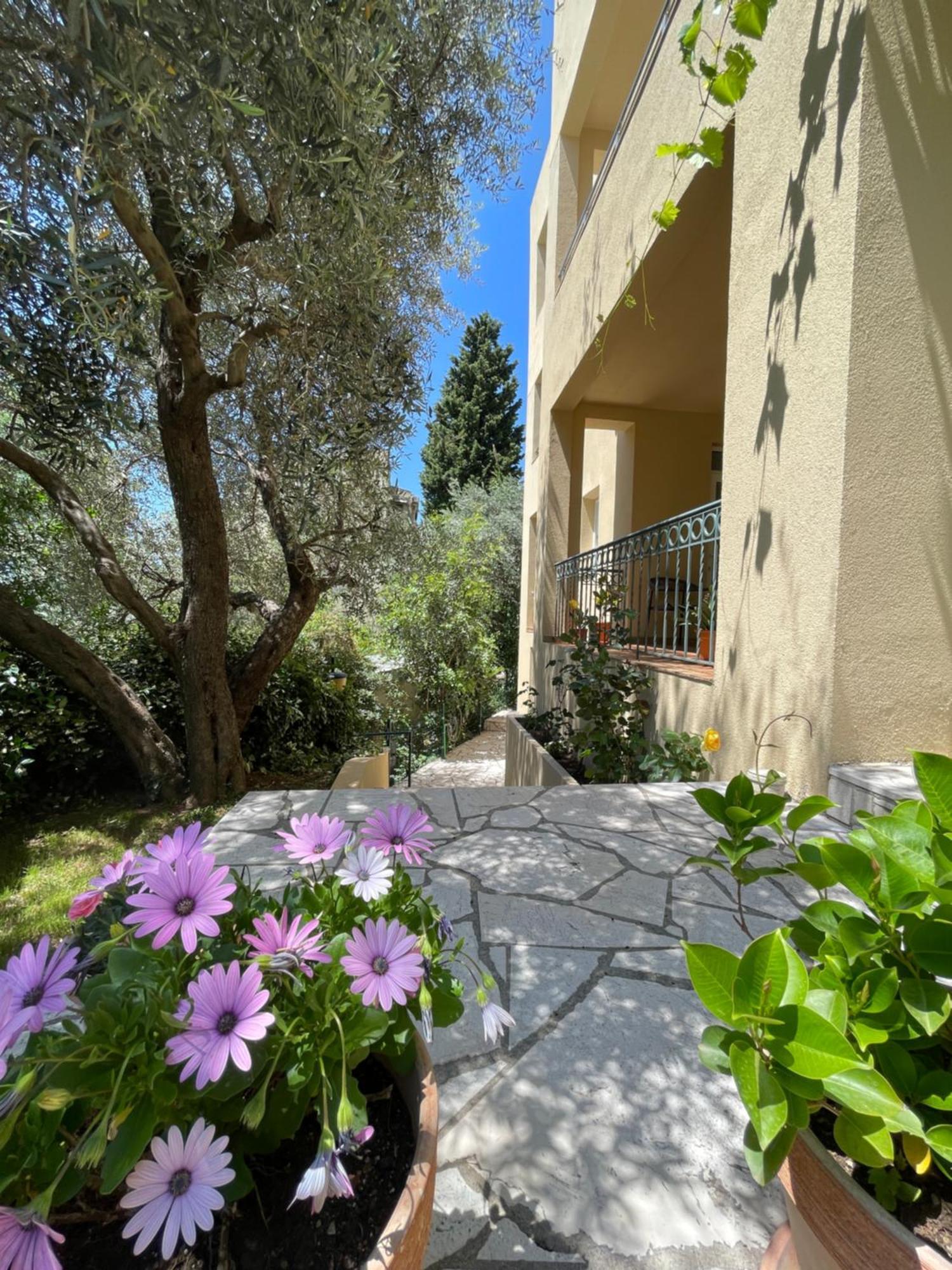 Apartmani Agape Petrovac Exteriör bild